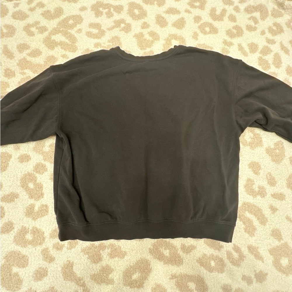 Crewneck - Picture 3 of 3